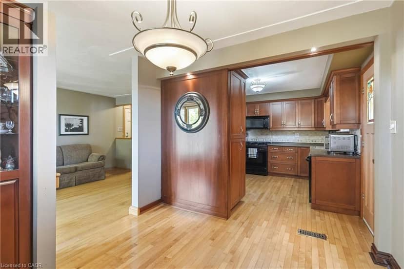 106 VICTOR Boulevard, Hamilton, photo 7