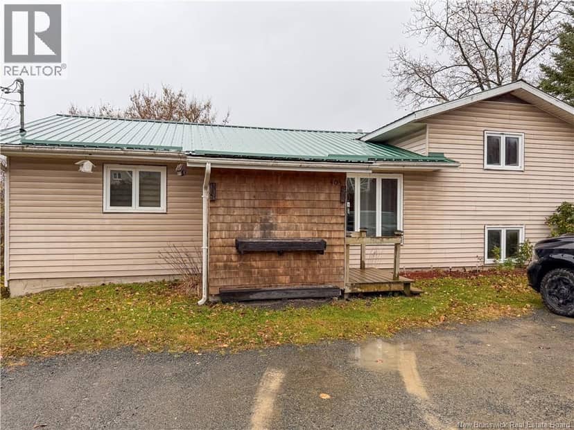 403 Tobique Street, Plaster Rock
