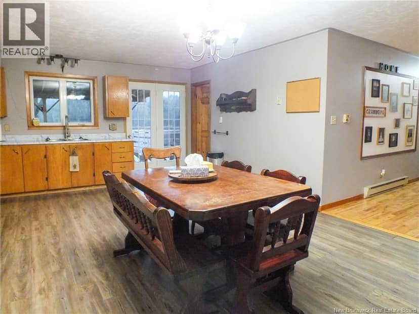 403 Tobique Street — photo 11 of 40