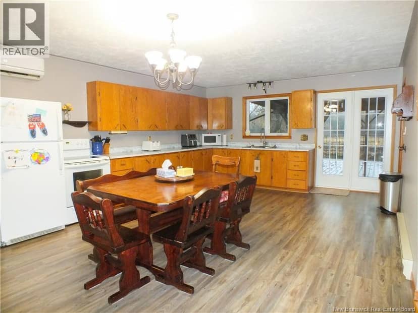 403 Tobique Street — photo 13 of 40