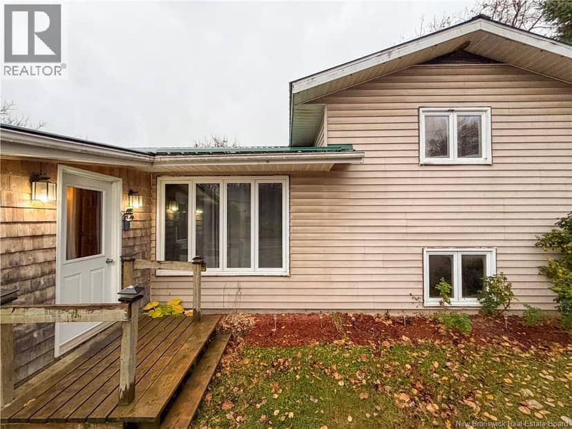 403 Tobique Street, Plaster Rock, photo 2