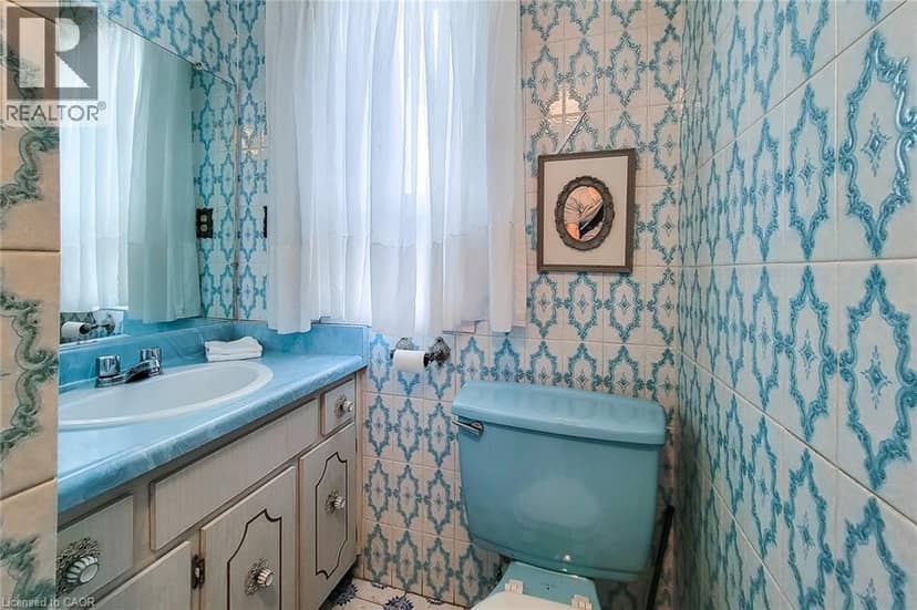 244 HUGHSON Street N — photo 31 of 40
