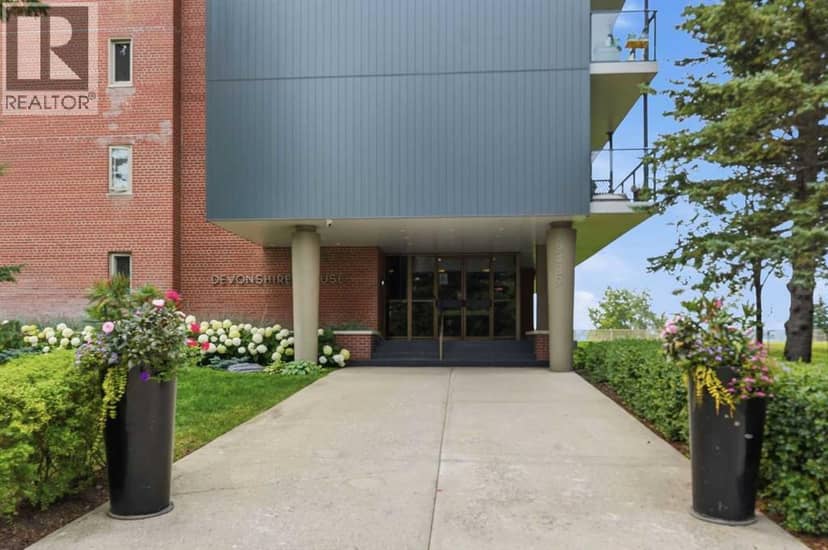 203/204, 3339 Rideau Place SW — photo 37 of 38