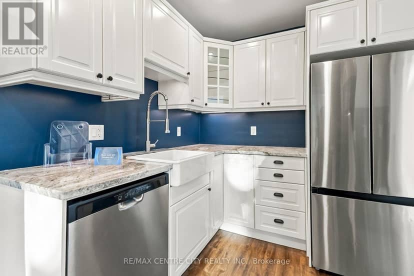 794 Strand Street — photo 9 of 40
