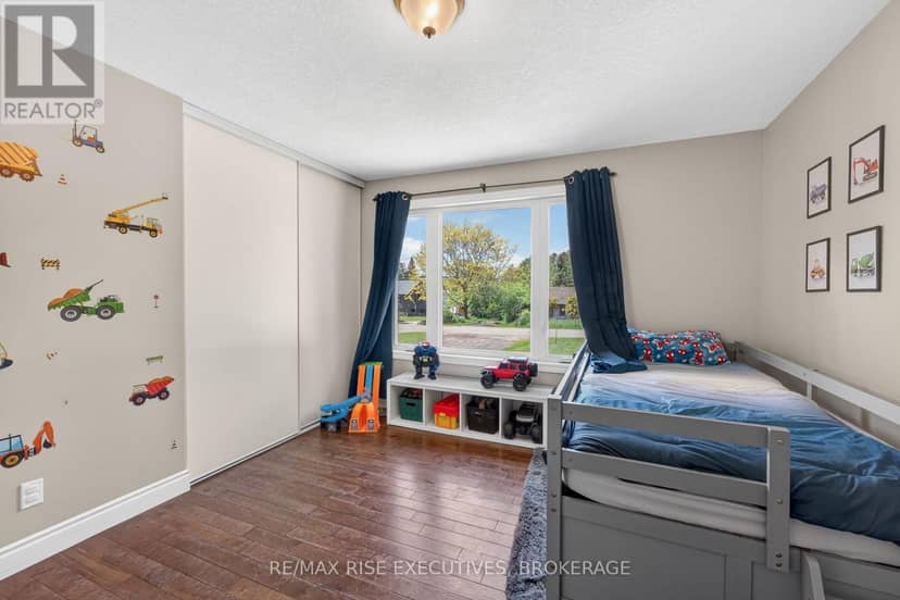 115 Hellen Street — photo 15 of 40