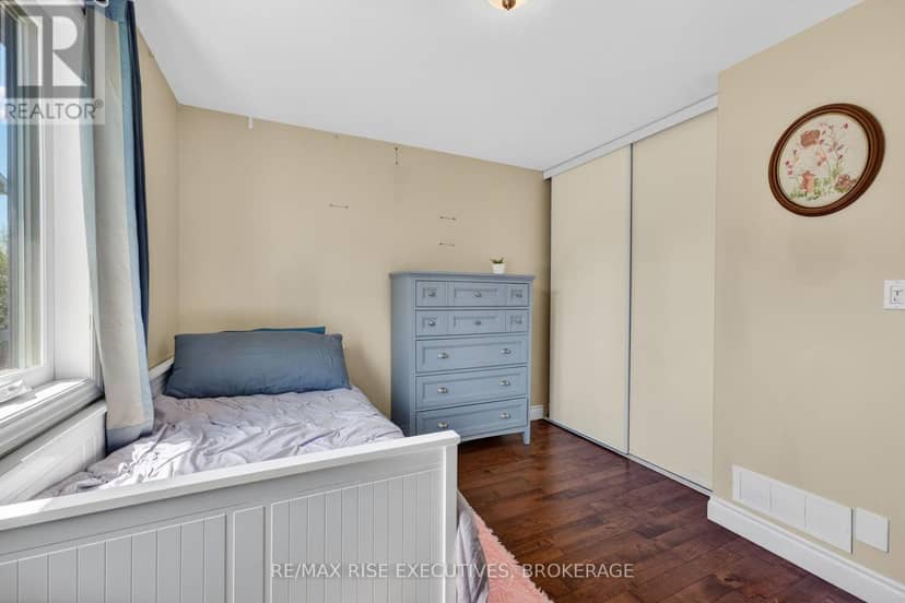115 Hellen Street — photo 17 of 40