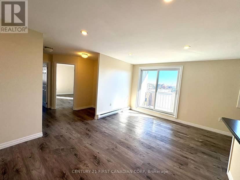 601 - 1102 Jalna Boulevard — photo 12 of 28
