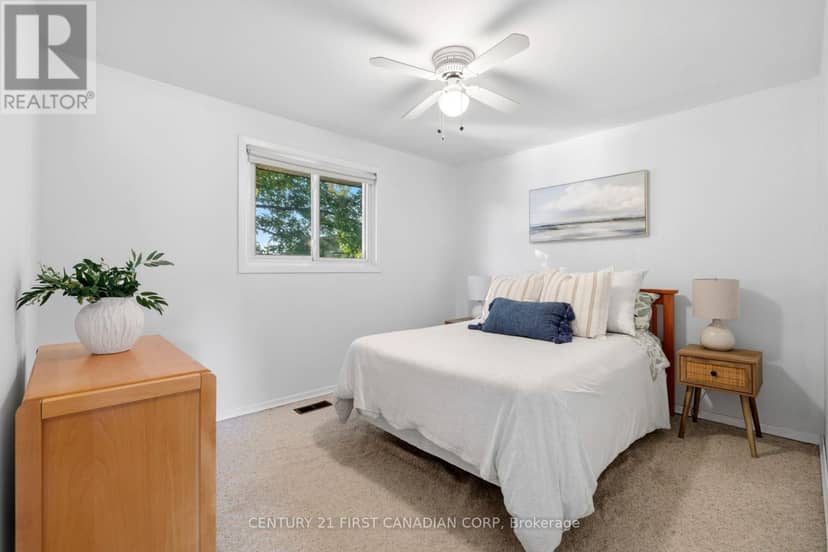 32831 Richmond Street — photo 12 of 35