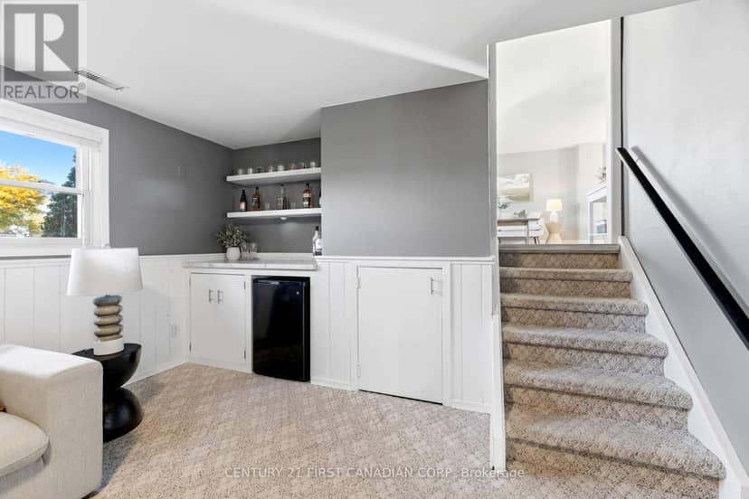 32831 Richmond Street — photo 18 of 35