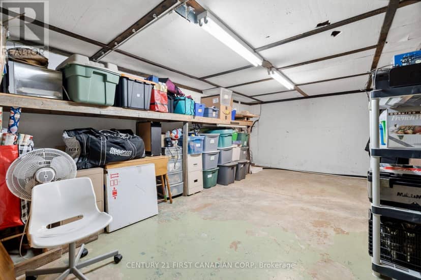 32831 Richmond Street — photo 34 of 35