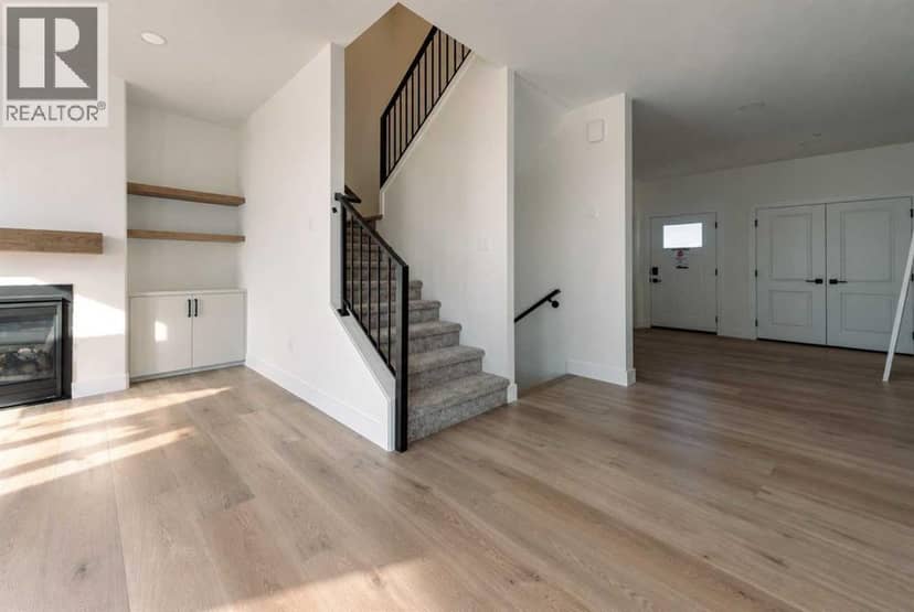 726 Sixmile End S — photo 17 of 37
