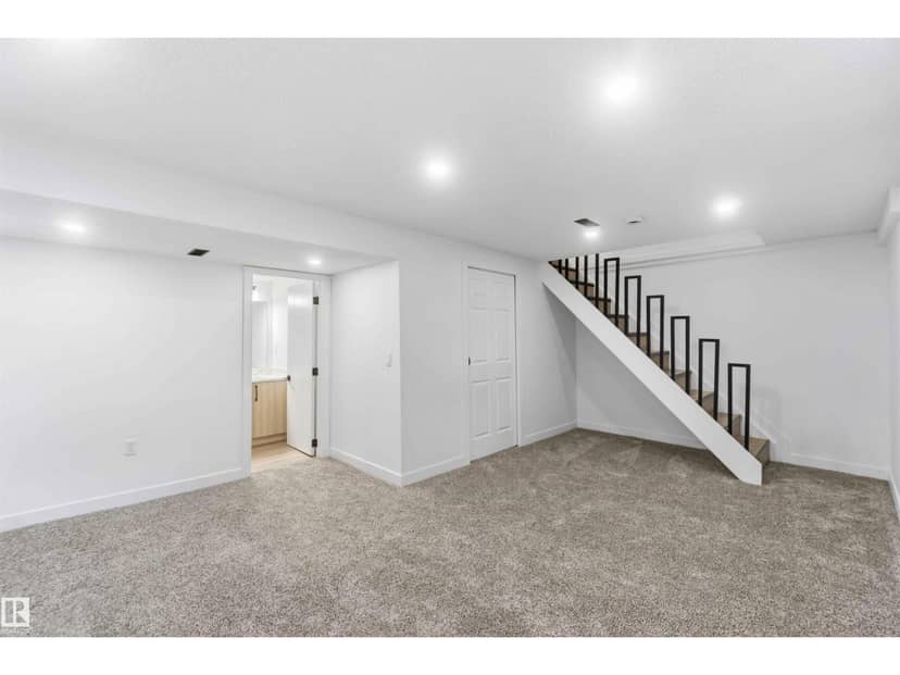 160 Habitat Cr NW — photo 21 of 40