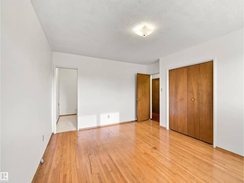 11519 38 AV NW NW — photo 14 of 34