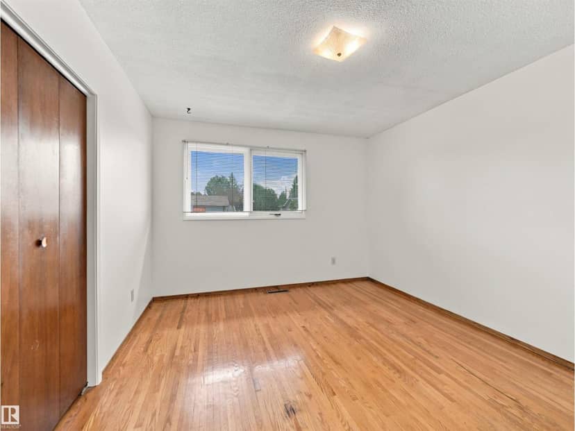11519 38 AV NW NW — photo 15 of 34