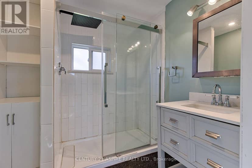 295 Julien Street — photo 17 of 40