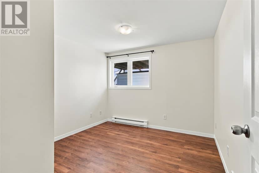 39 Edgecombe Drive — photo 21 of 34