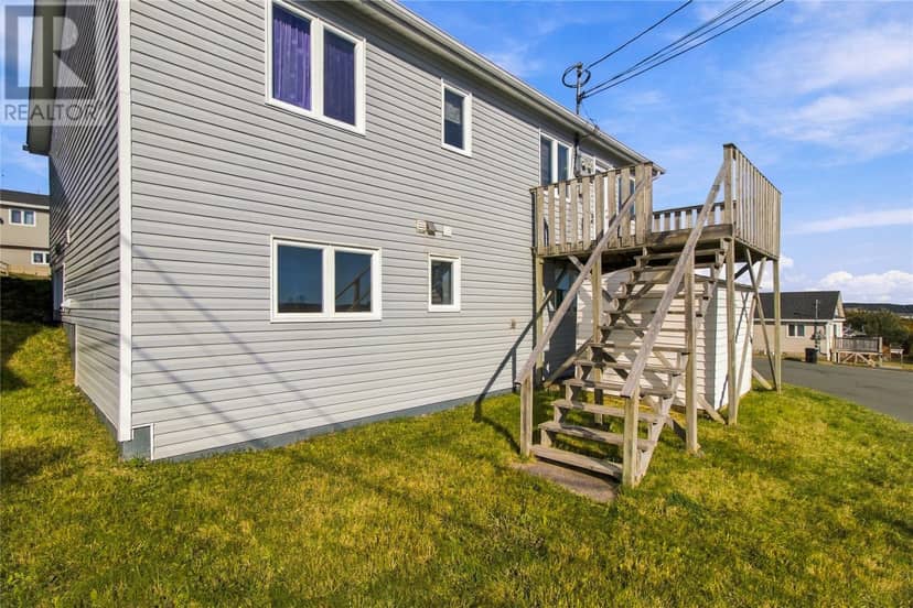 39 Edgecombe Drive — photo 29 of 34