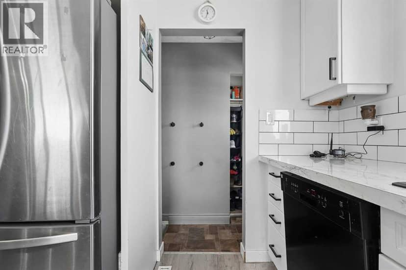 25021 Rge Rd 254 — photo 10 of 40