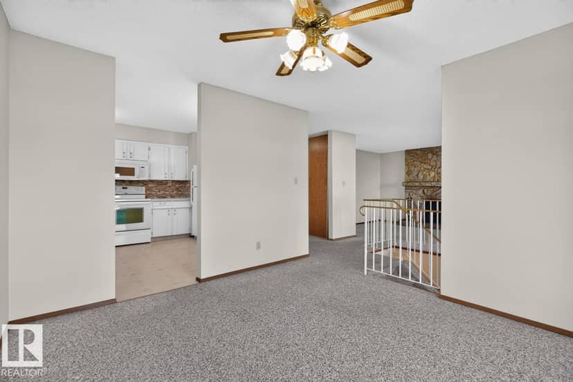 3047 143 AV NW — photo 16 of 40
