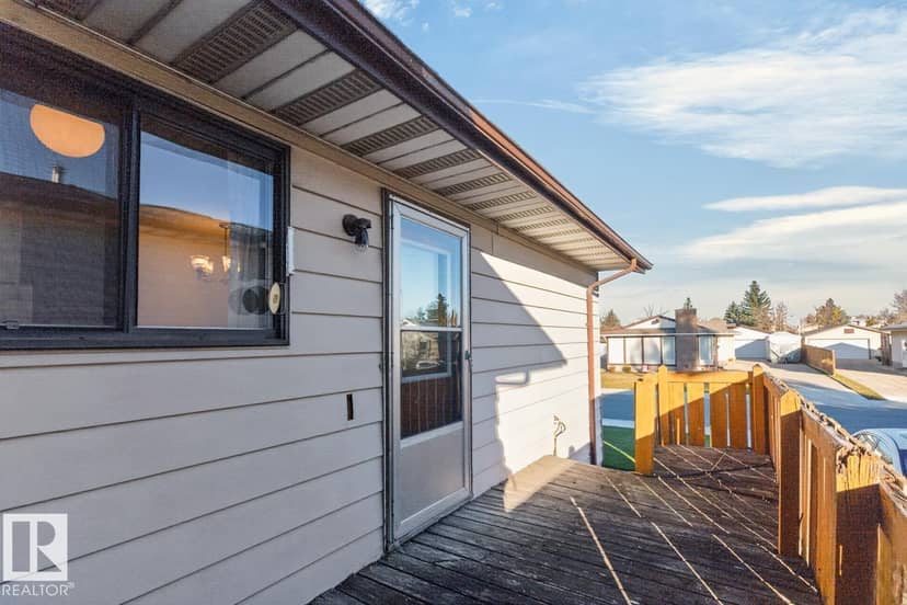3047 143 AV NW — photo 34 of 40