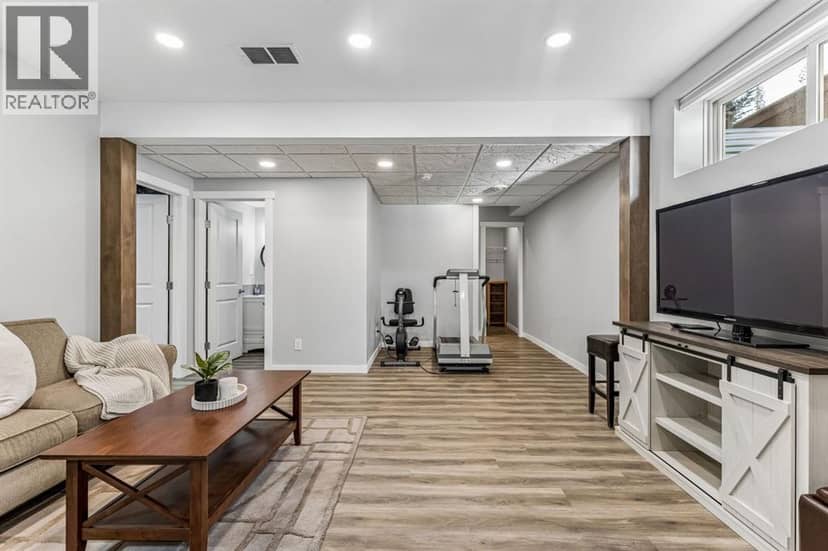 264 Riviera Way — photo 26 of 32