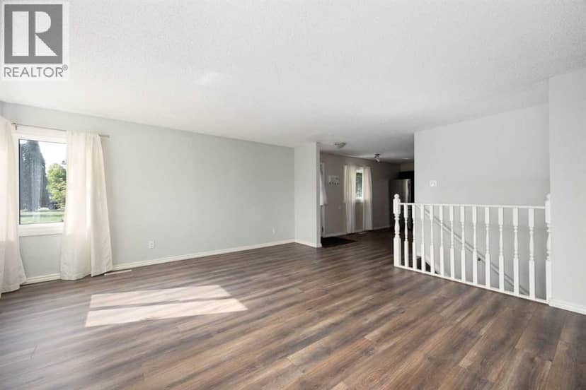 16 Centennial Drive, Fort McMurray, photo 6