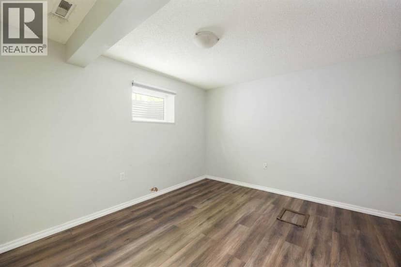 16 Centennial Drive — photo 19 of 30
