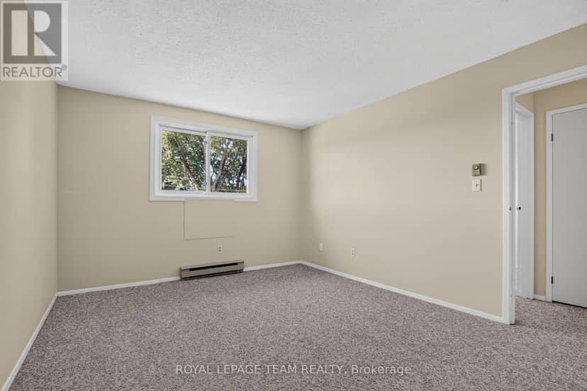 21 - 2 Charlotte Place — photo 14 of 22
