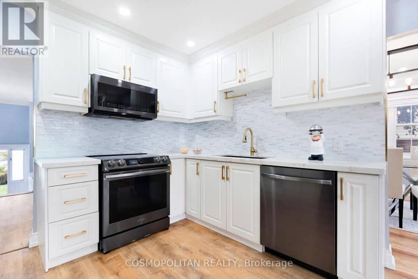 431 Niagara Boulevard — photo 19 of 40