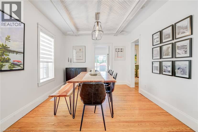 175 ROSSLYN Avenue S — photo 11 of 40