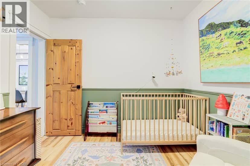 175 ROSSLYN Avenue S — photo 21 of 40
