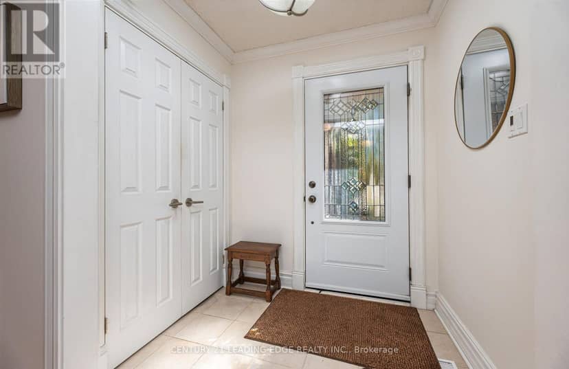 126 Tilman Circle, Markham, photo 2