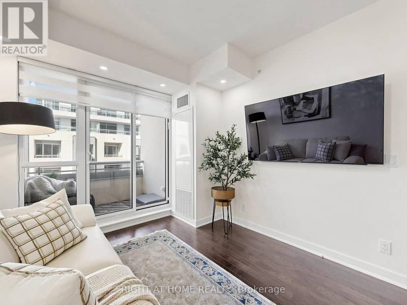 609 - 9191 Yonge Street — photo 11 of 39