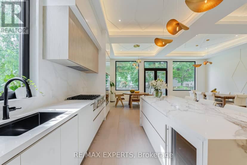 84 Mosley Street — photo 17 of 40