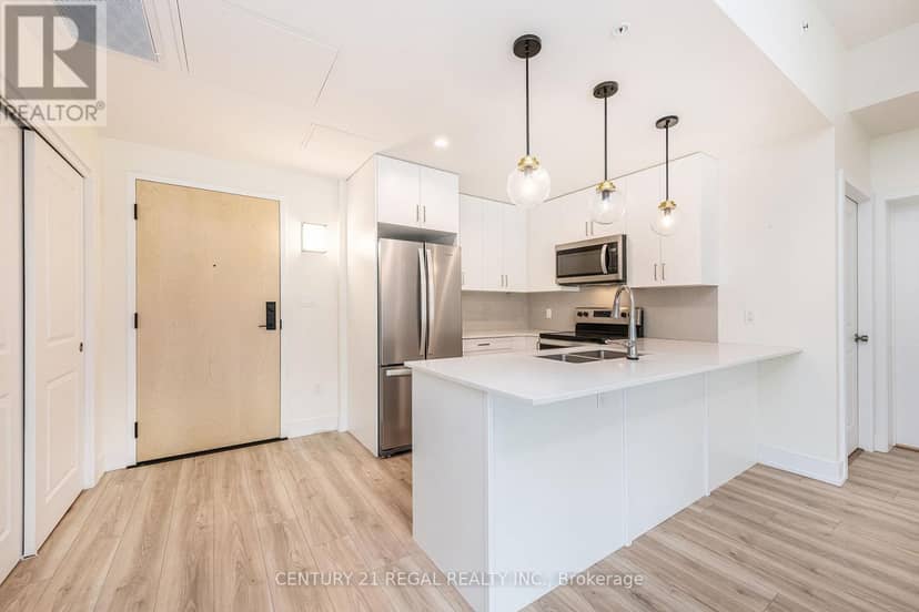 Unit 205 - 121 Mary Street, Clearview, photo 3