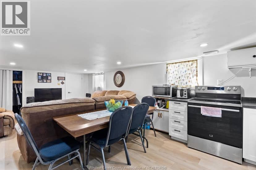 25 CLARK STREET West, Leamington, photo 4