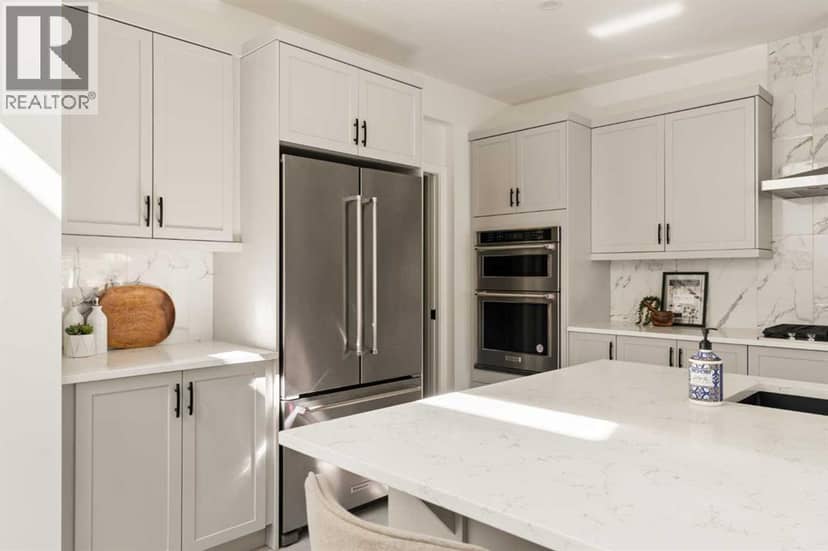 312 Lucas Way NW — photo 11 of 40