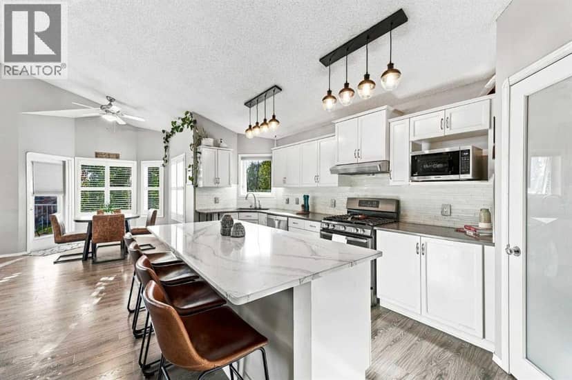 184 Cove Crescent, Chestermere, photo 8