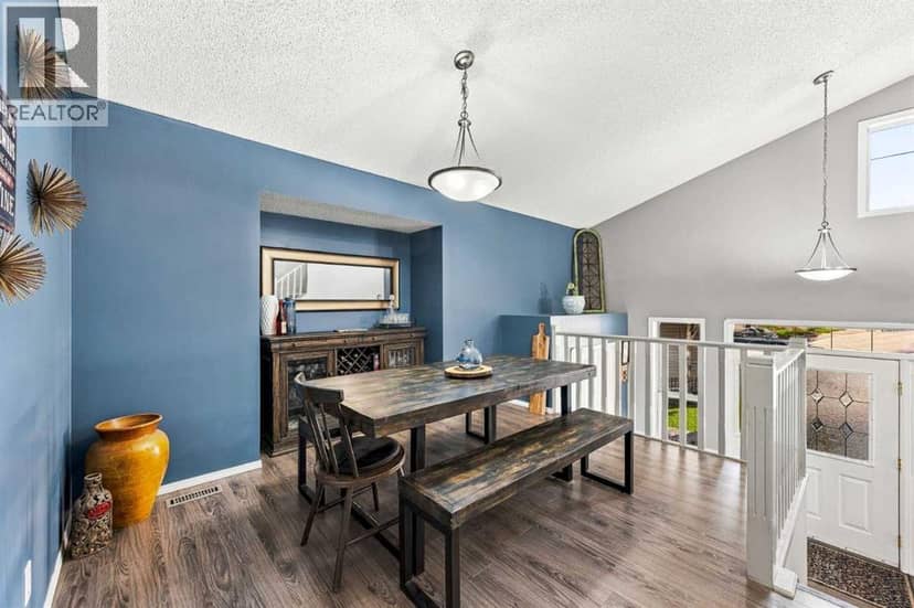 184 Cove Crescent, Chestermere, photo 6