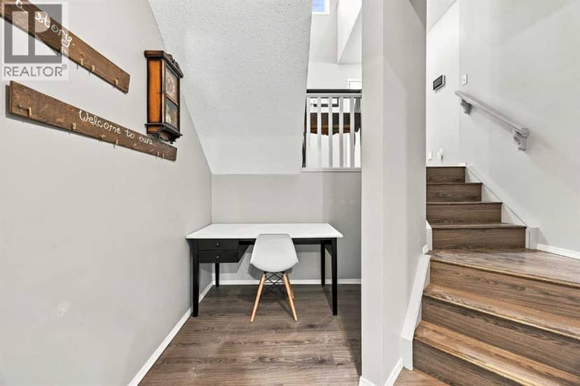 184 Cove Crescent — photo 31 of 40