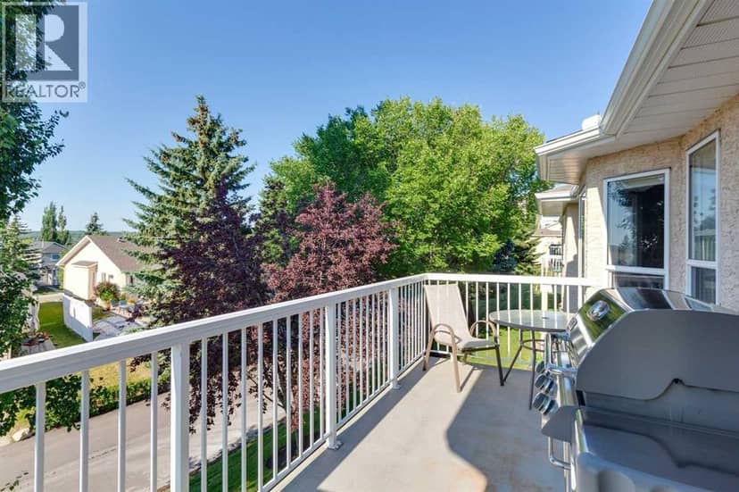 121 Sierra Morena Green SW — photo 17 of 37