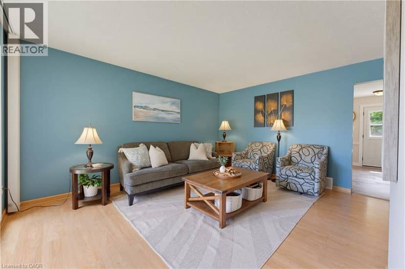 50 SOUTHGLEN Road — photo 11 of 33