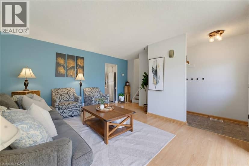 50 SOUTHGLEN Road — photo 12 of 33