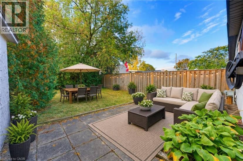 34 FIELDING Crescent — photo 30 of 36