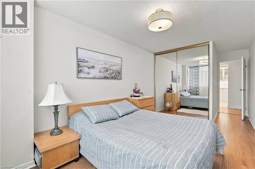 3100 KIRWIN Avenue Unit# Ph04 — photo 24 of 40