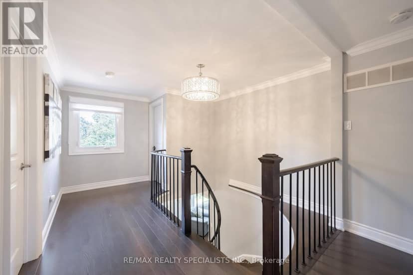 4021 Sasha Court — photo 17 of 39