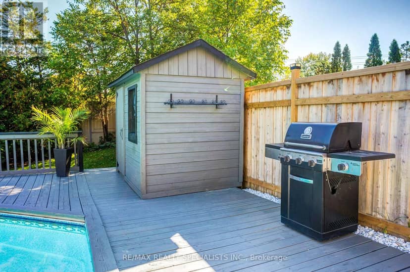 4021 Sasha Court — photo 35 of 39
