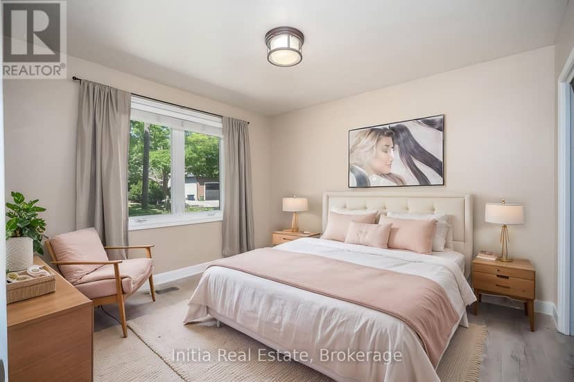 53 Burrows Avenue — photo 10 of 36