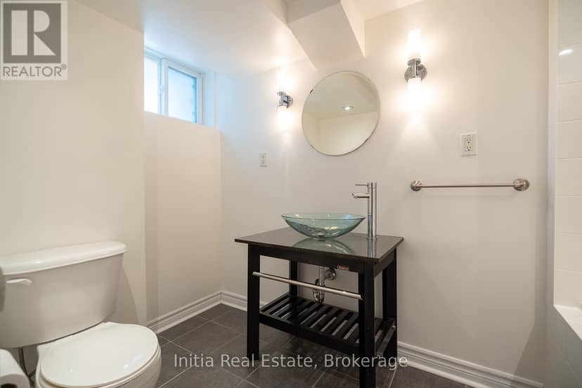 53 Burrows Avenue — photo 24 of 36