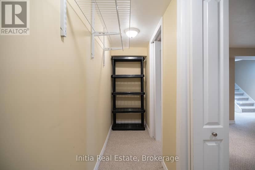 53 Burrows Avenue — photo 26 of 36